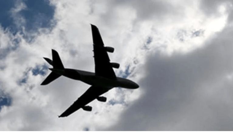 India extends international commercial flight ban
