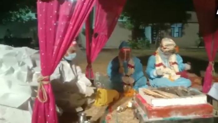 Wedding with PPE kit viral video