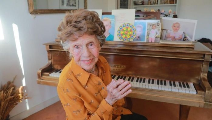 106-year-old French pianist