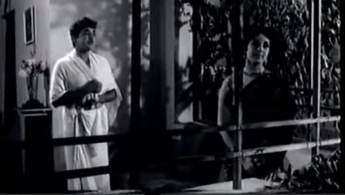 Sreekumaran Thampi about the origin of Chandrikayil Aliyunnu song