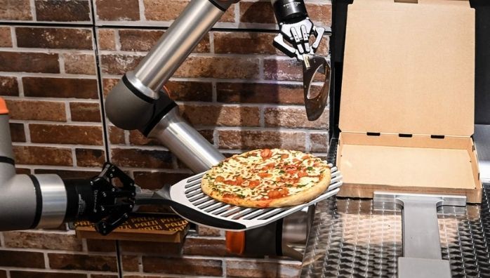 Pizza making robots viral video