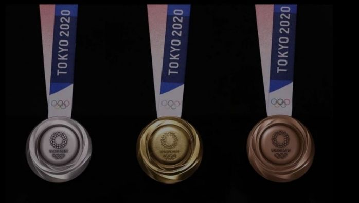 Tokyo Olympics 2020 medals made from old phones