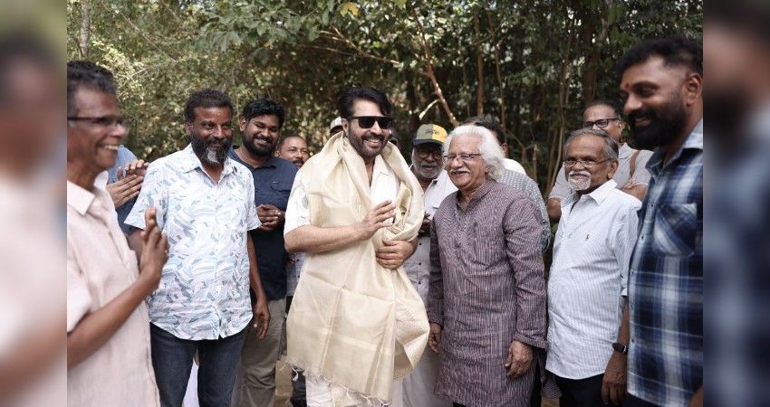 Adoor Gopalakrishnan and the “Padayatra” team's tribute to Padma Bhushan Mammootty.